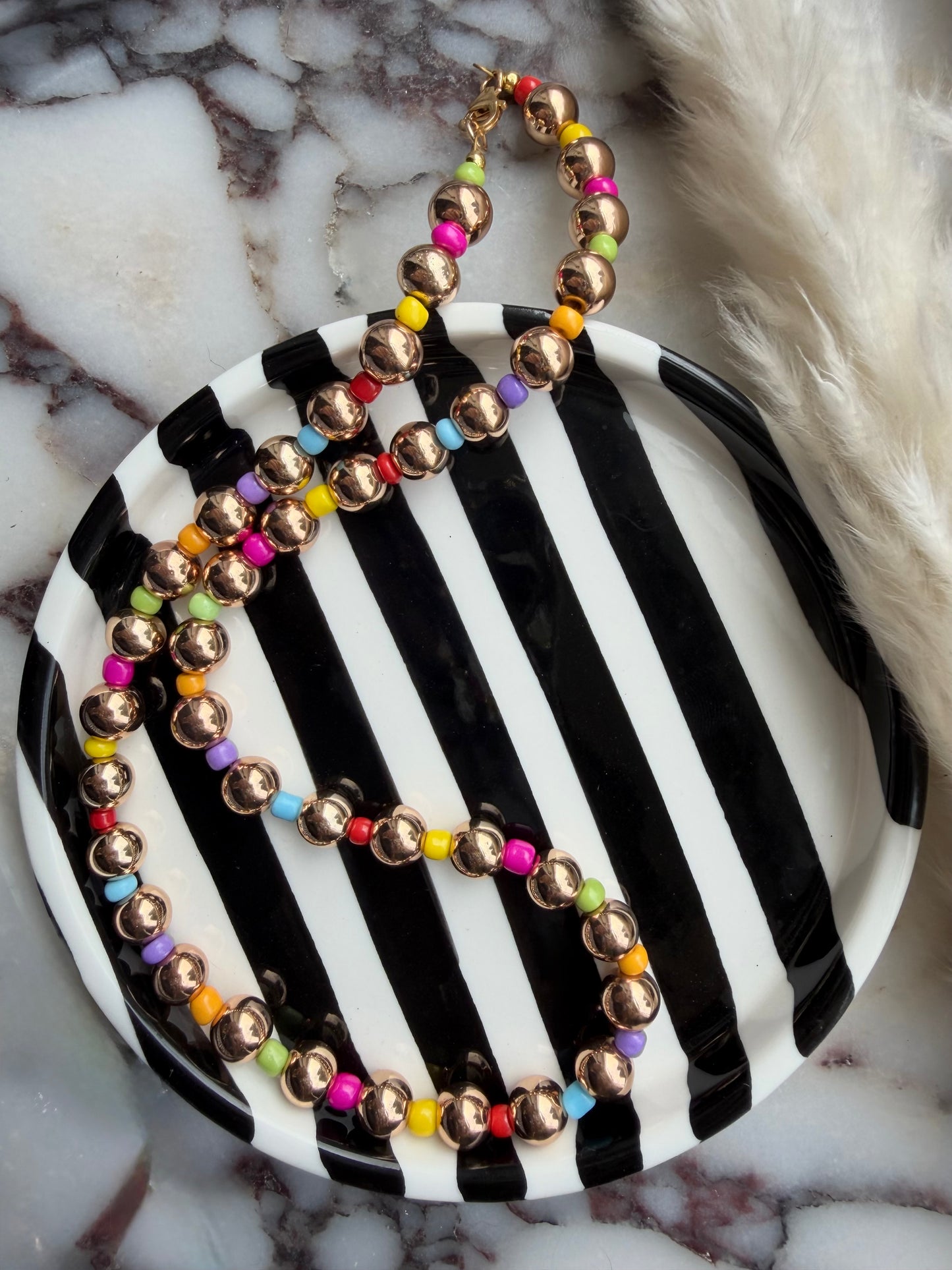 The Confetti necklace