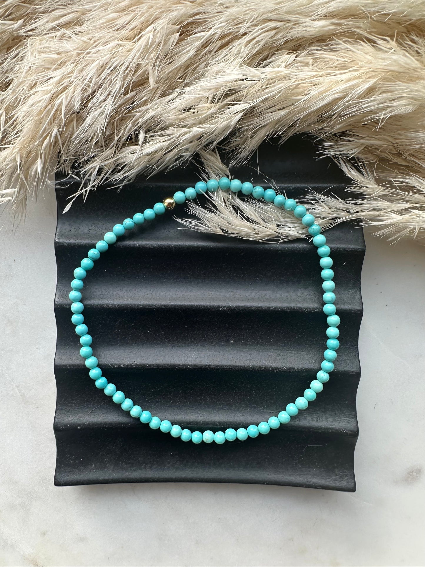Beach Vibes - turquoise anklet 🐚
