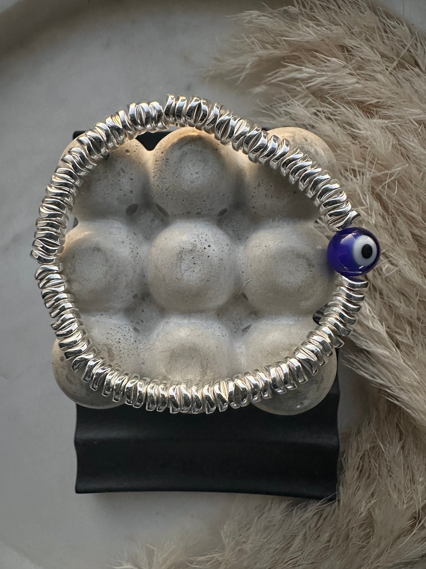 Hematite wavy evil eye 🧿