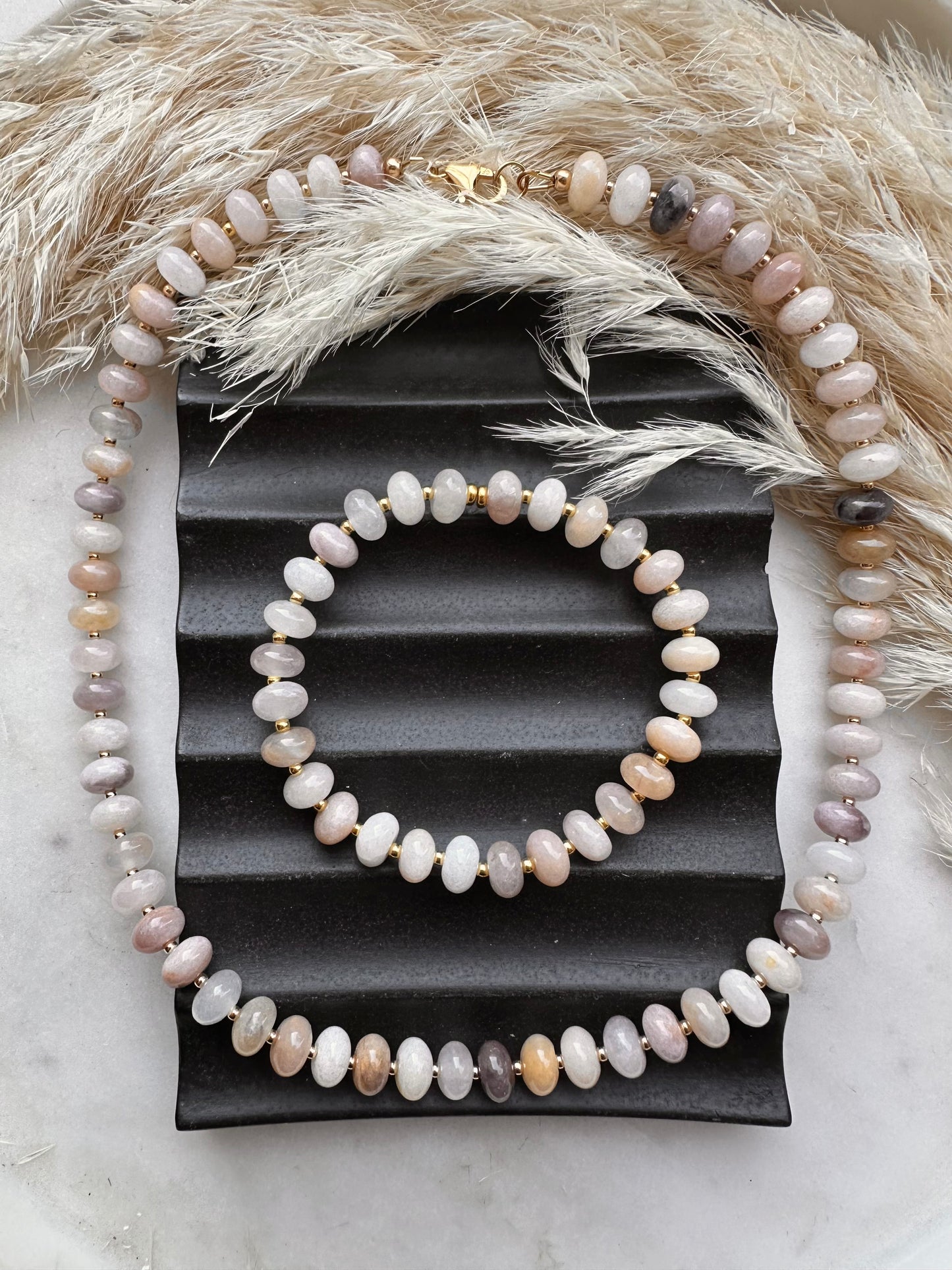Natural agate bracelet