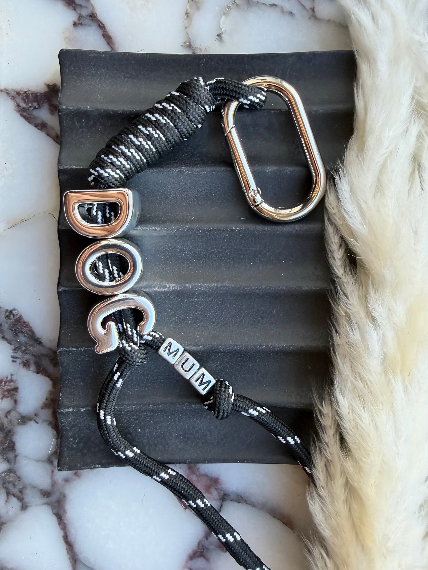 The Signature Metallics Clip