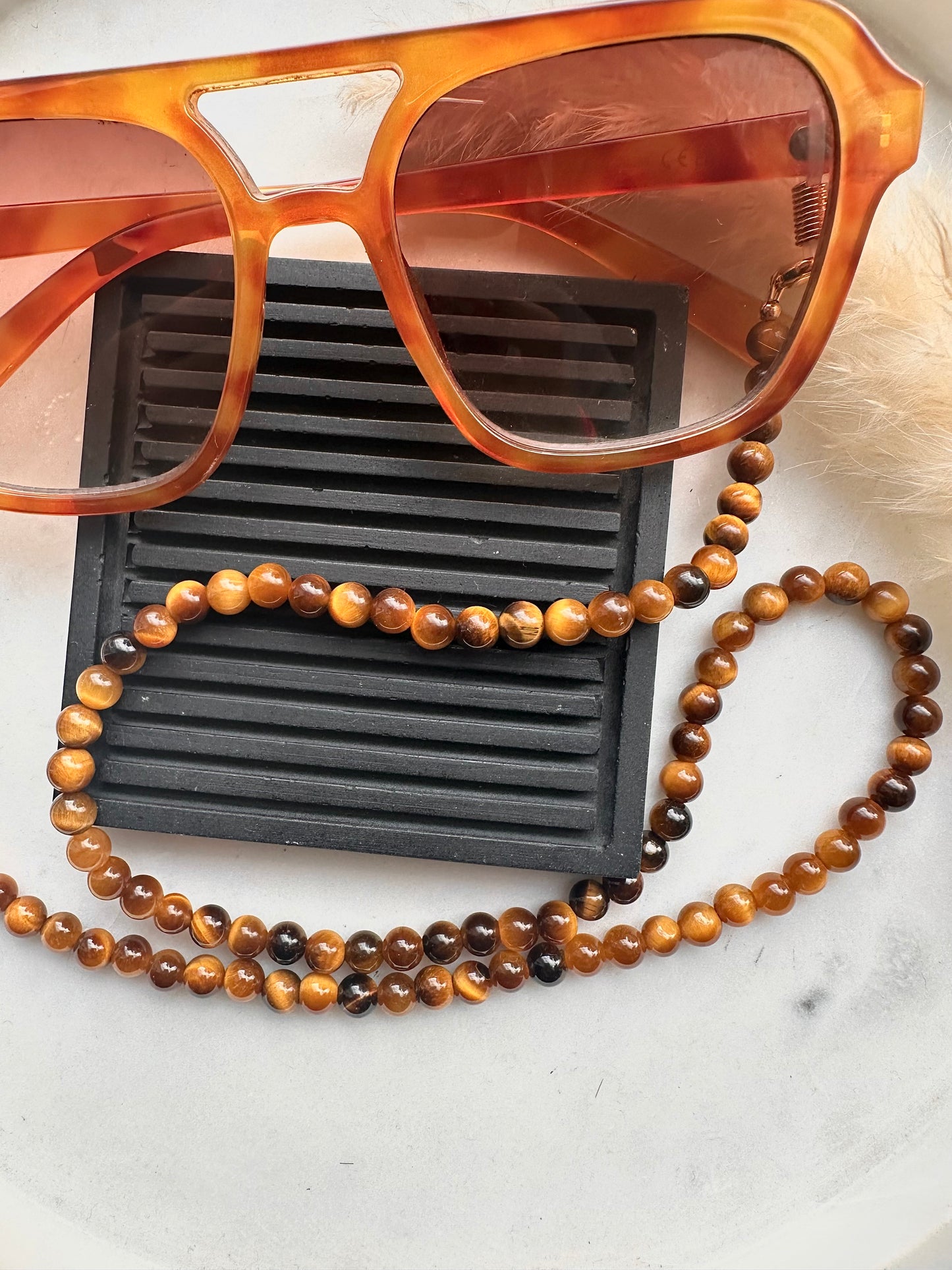 Gemstone sunglasses chain