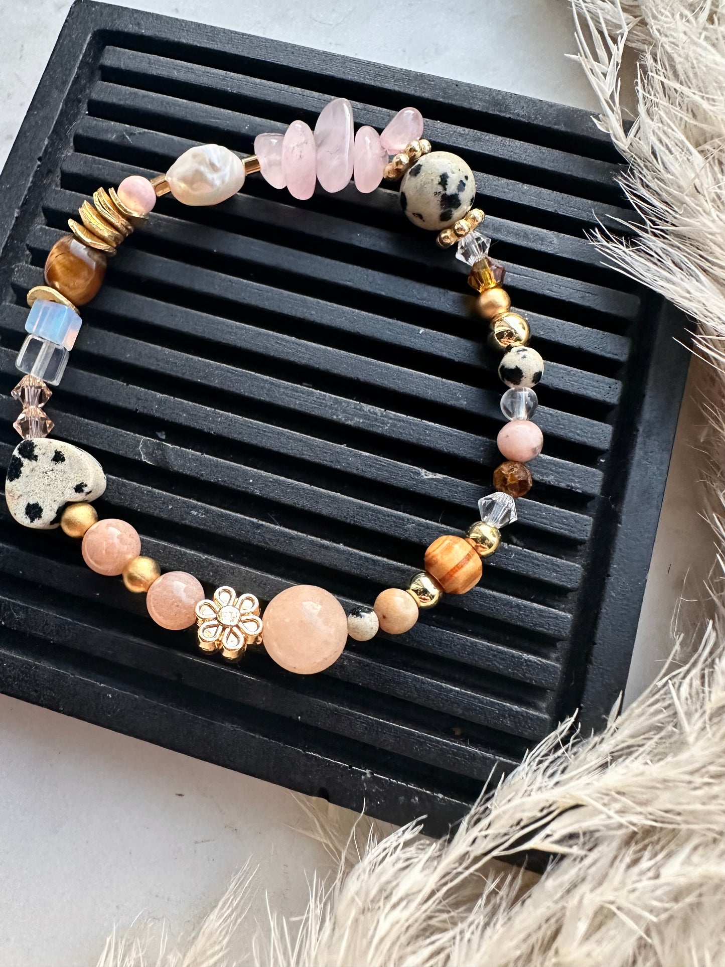 Neutral beaded mix bracelet