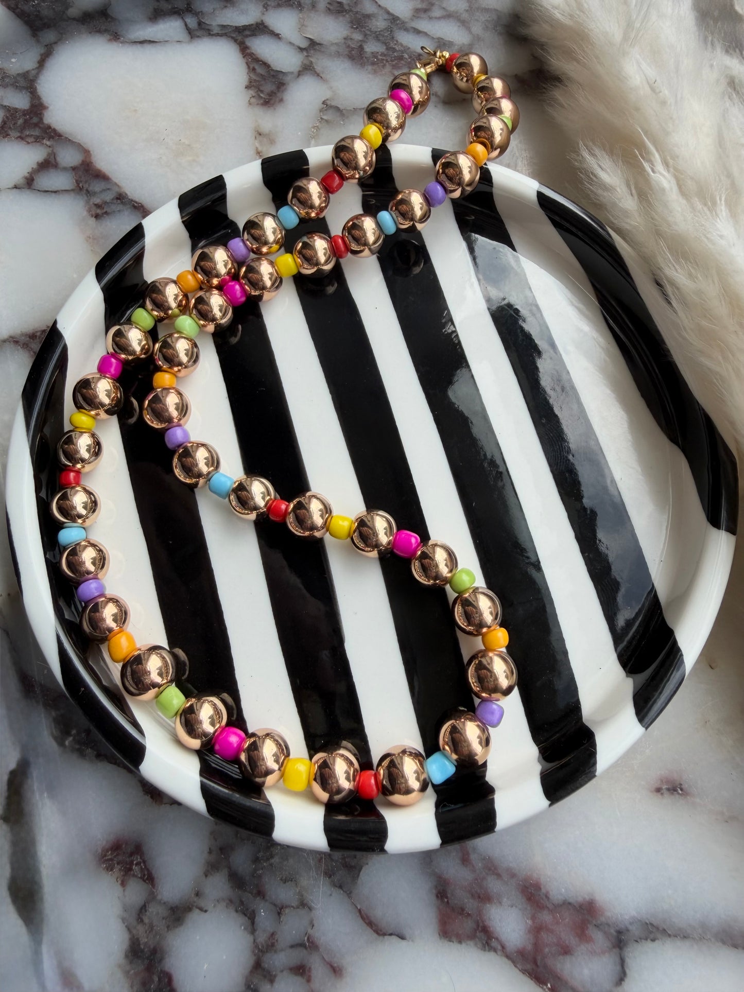 The Confetti necklace