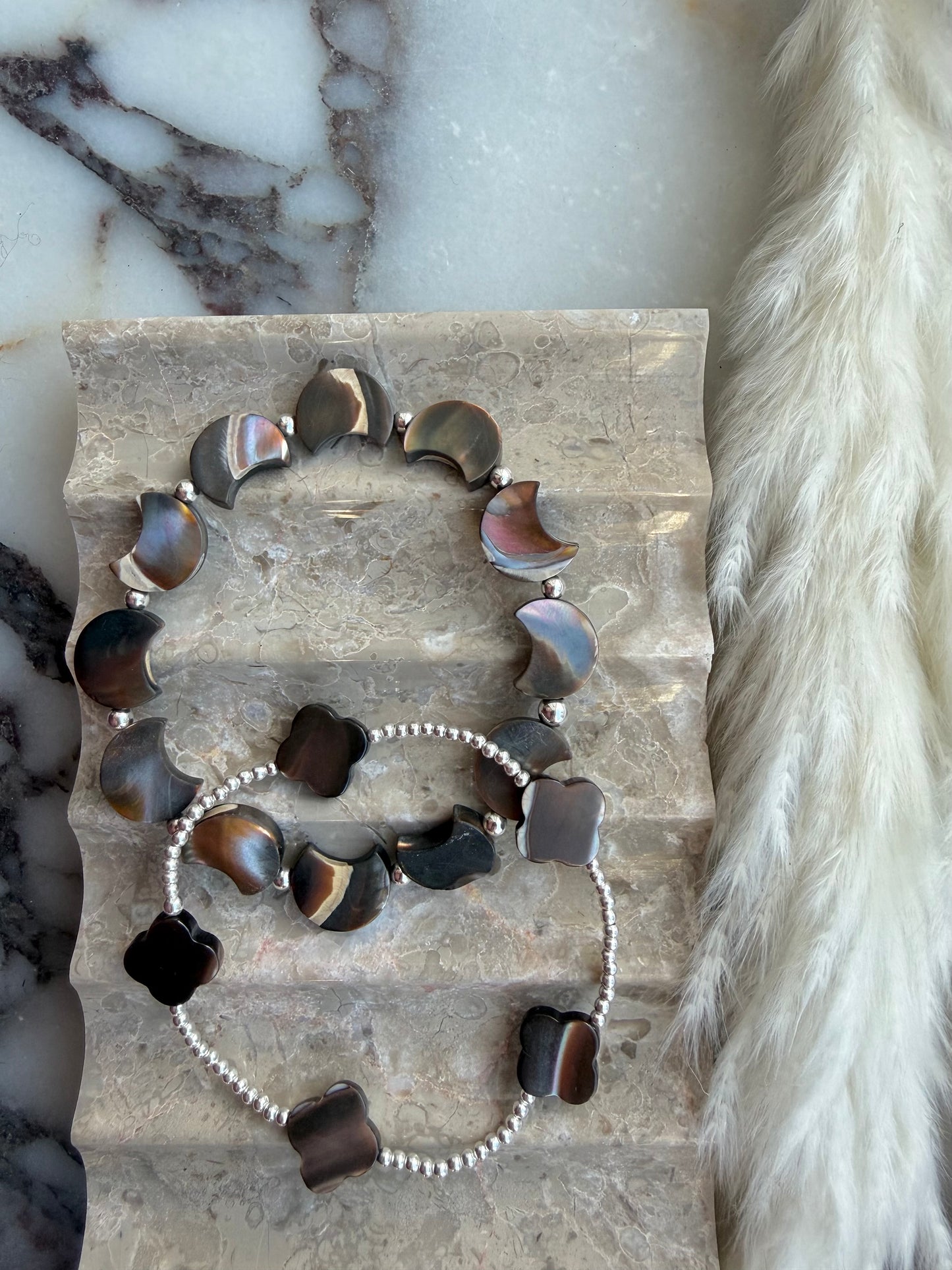 Coffee moons & clovers