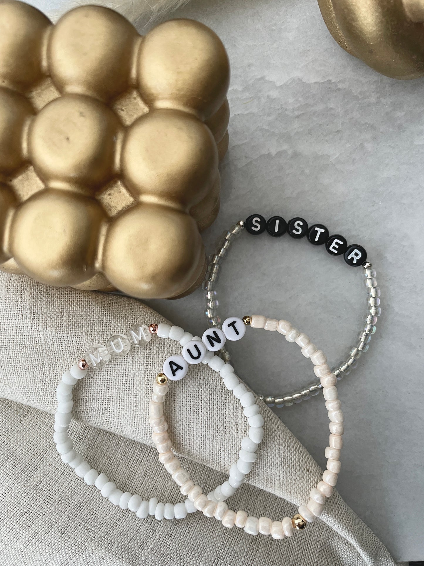 Neutral personalised bracelet